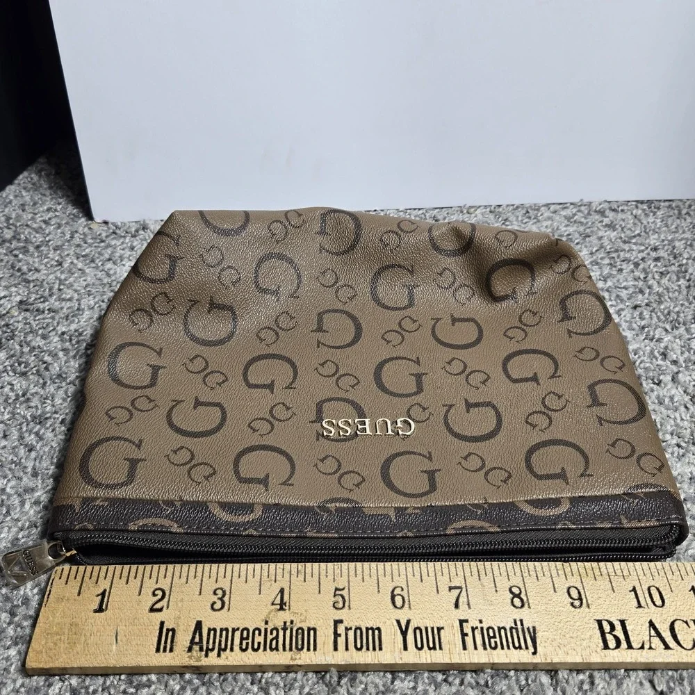 GUESS‎ Make Up Cosmetic Bag Zip Top Closure Brown Tones Gold Tone Trim LOGO